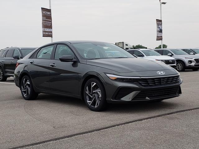new 2025 Hyundai Elantra car, priced at $25,080