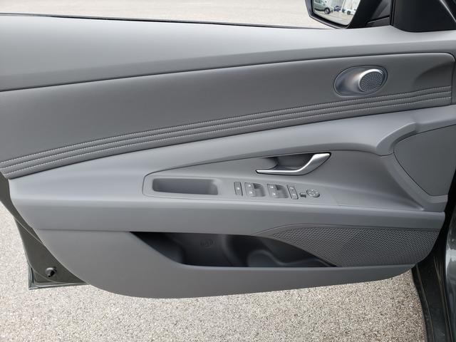 new 2025 Hyundai Elantra car, priced at $25,080