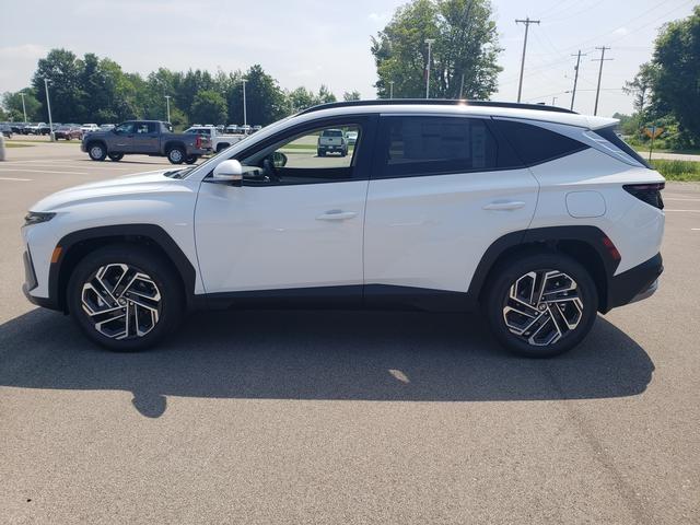 new 2025 Hyundai TUCSON Hybrid car, priced at $44,125