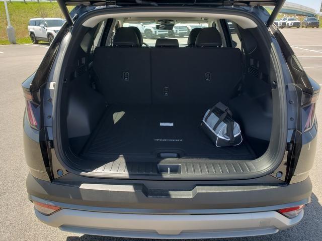 new 2025 Hyundai TUCSON Hybrid car, priced at $38,475
