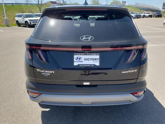 new 2025 Hyundai TUCSON Hybrid car, priced at $38,475