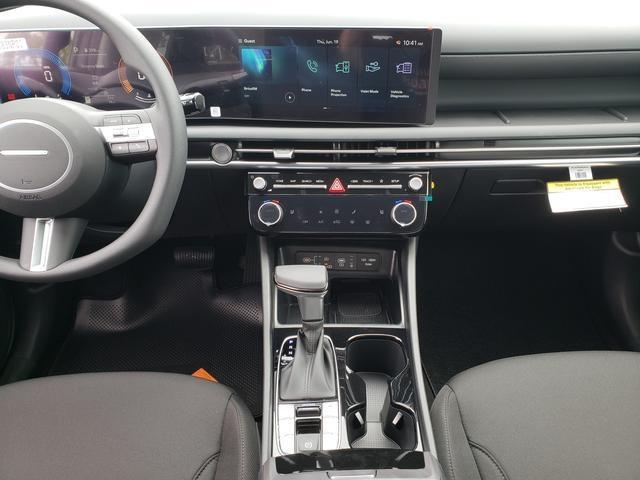 new 2025 Hyundai Tucson car, priced at $42,950