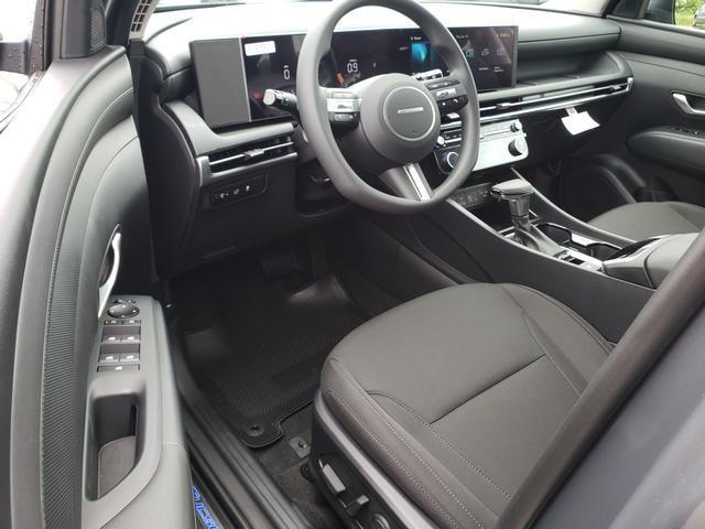 new 2025 Hyundai Tucson car, priced at $42,950