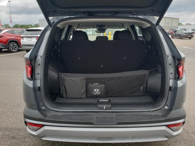 new 2025 Hyundai Tucson car, priced at $42,950