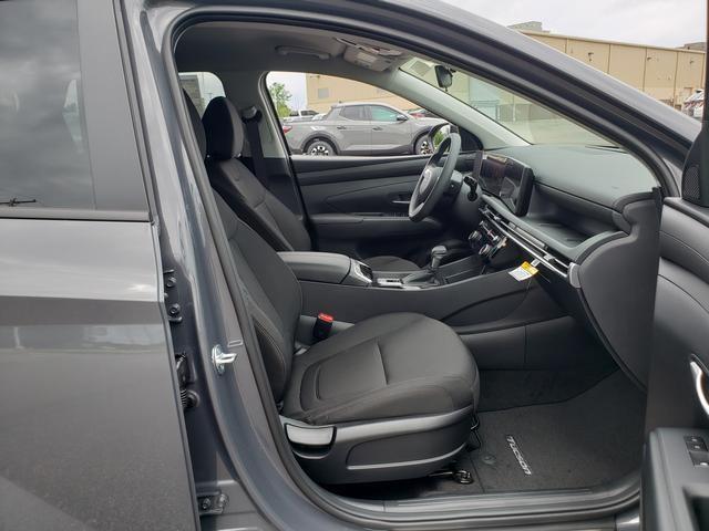 new 2025 Hyundai Tucson car, priced at $42,950