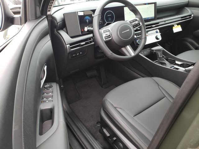 new 2025 Hyundai Tucson car, priced at $36,675