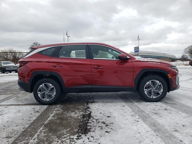 new 2026 Hyundai TUCSON Hybrid car, priced at $35,260