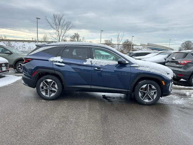 new 2025 Hyundai Tucson car, priced at $32,654