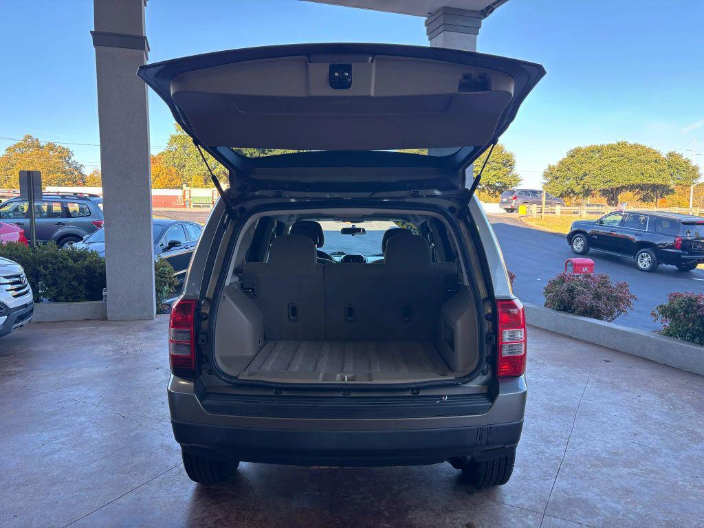 used 2011 Jeep Patriot car, priced at $5,495