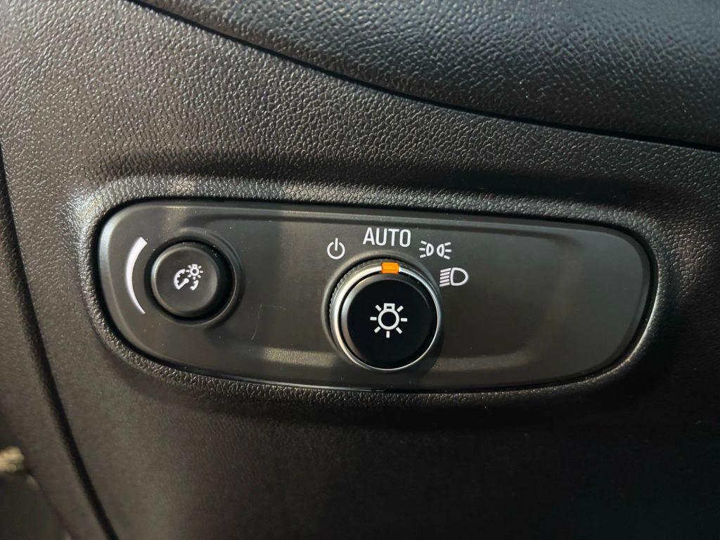 used 2018 Chevrolet Equinox car, priced at $8,495