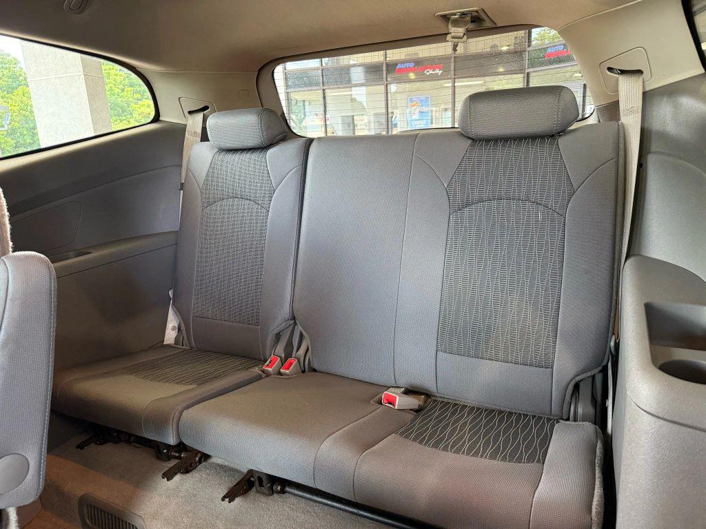 used 2014 Chevrolet Traverse car, priced at $6,275