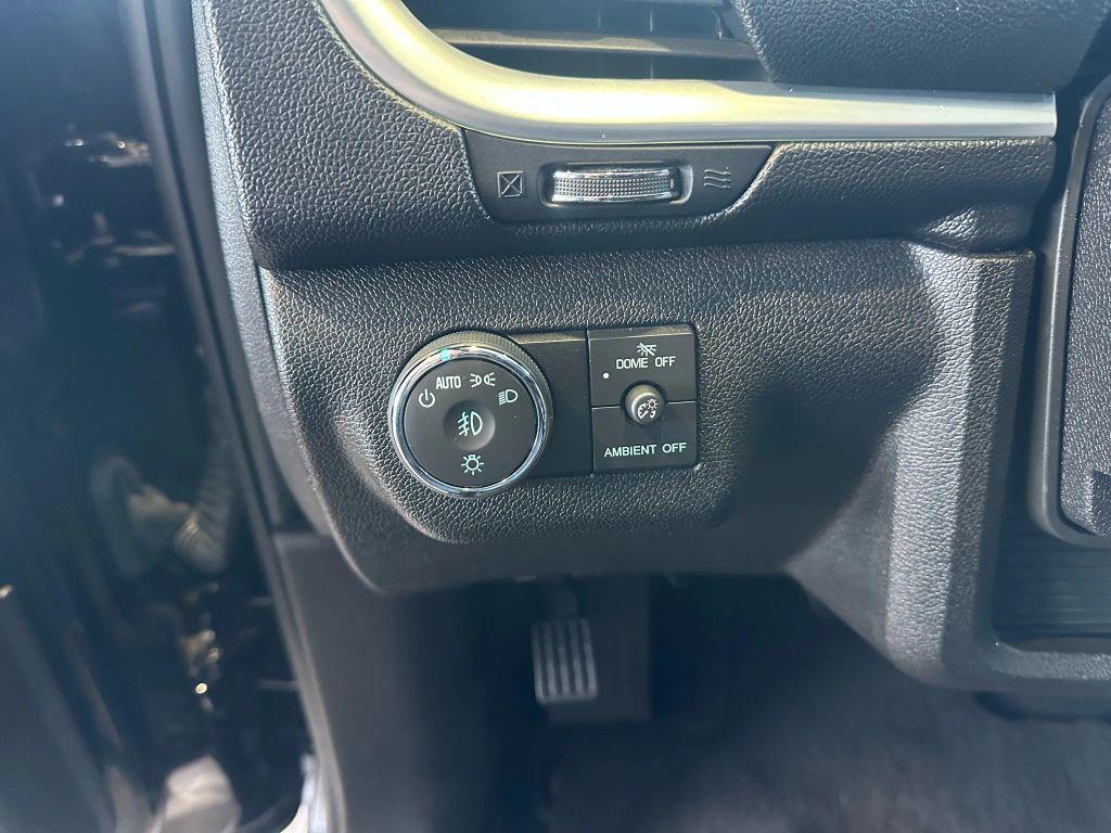 used 2016 Chevrolet Traverse car, priced at $7,995