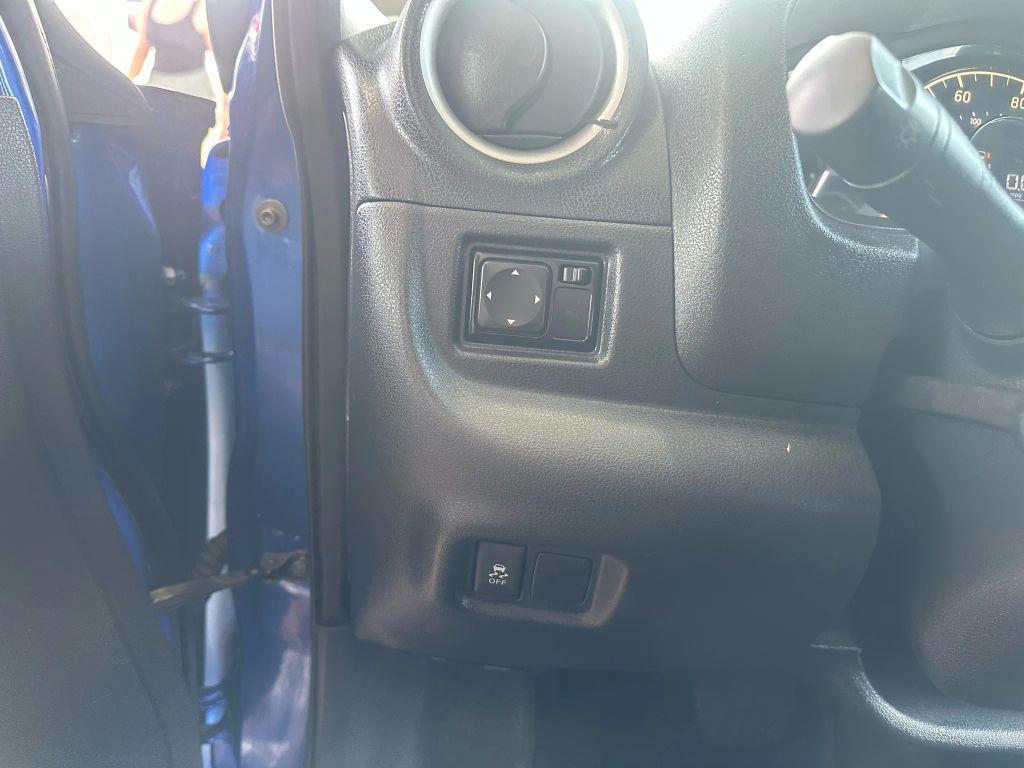 used 2015 Nissan Versa Note car, priced at $5,975
