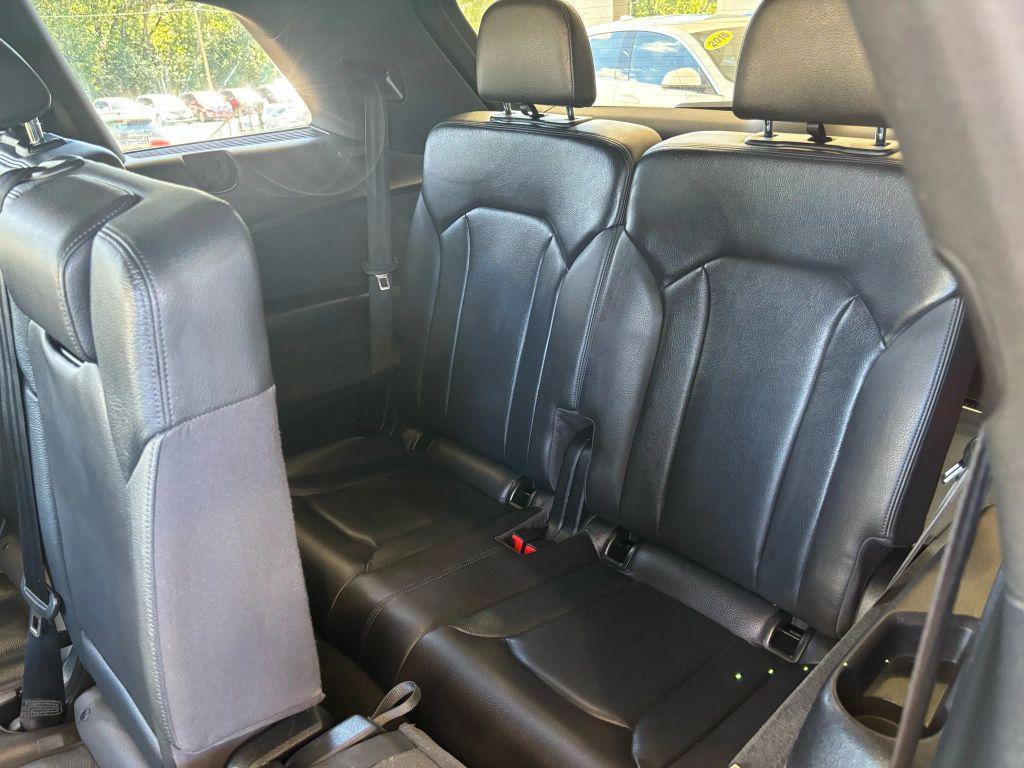 used 2017 Audi Q7 car, priced at $17,645