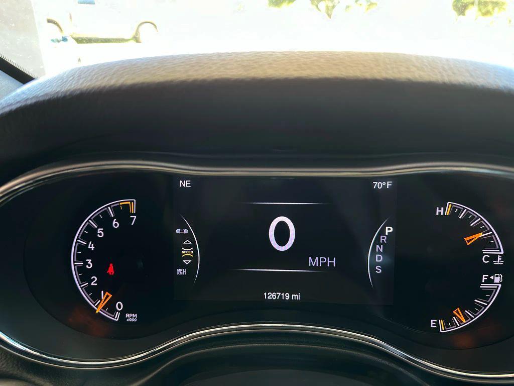 used 2015 Jeep Grand Cherokee car, priced at $11,745