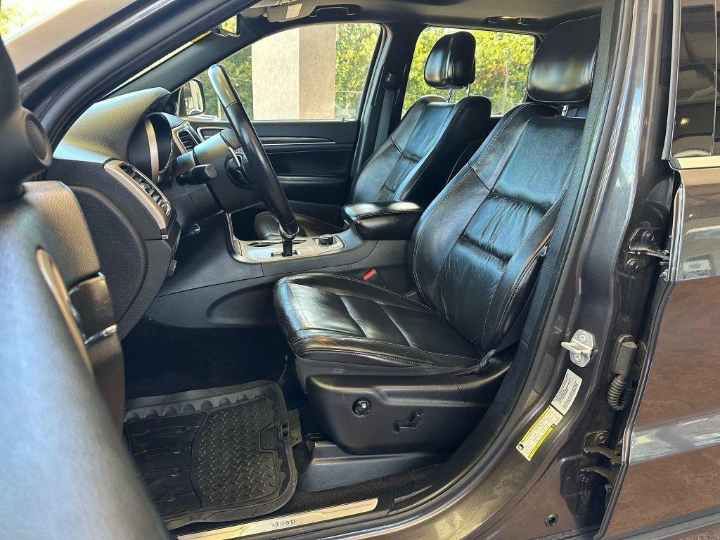 used 2015 Jeep Grand Cherokee car, priced at $11,745