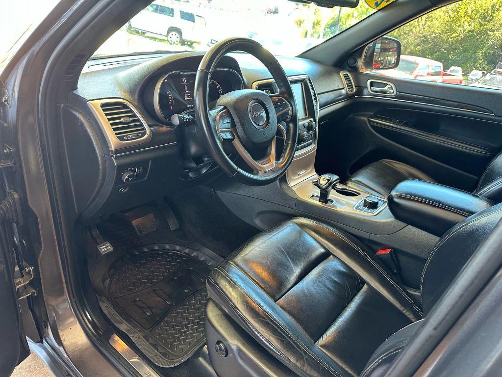used 2015 Jeep Grand Cherokee car, priced at $11,745