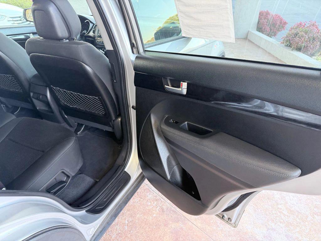 used 2015 Kia Sorento car, priced at $6,695