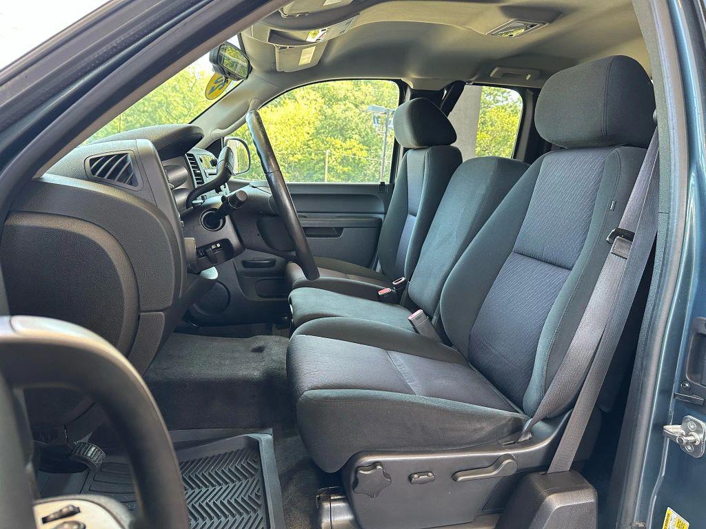 used 2013 GMC Sierra 1500 car, priced at $11,975