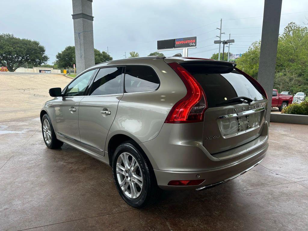 used 2014 Volvo XC60 car, priced at $8,475