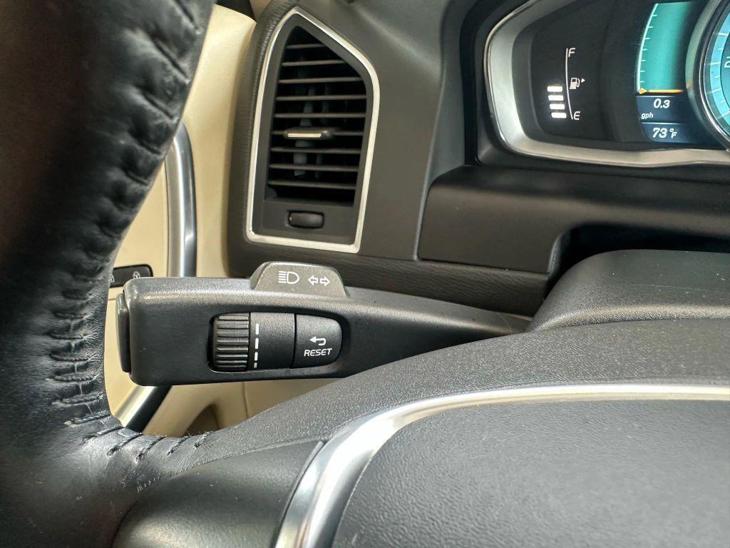 used 2014 Volvo XC60 car, priced at $8,475