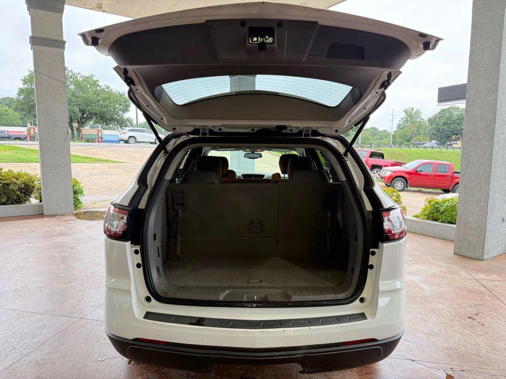 used 2017 Chevrolet Traverse car, priced at $7,675