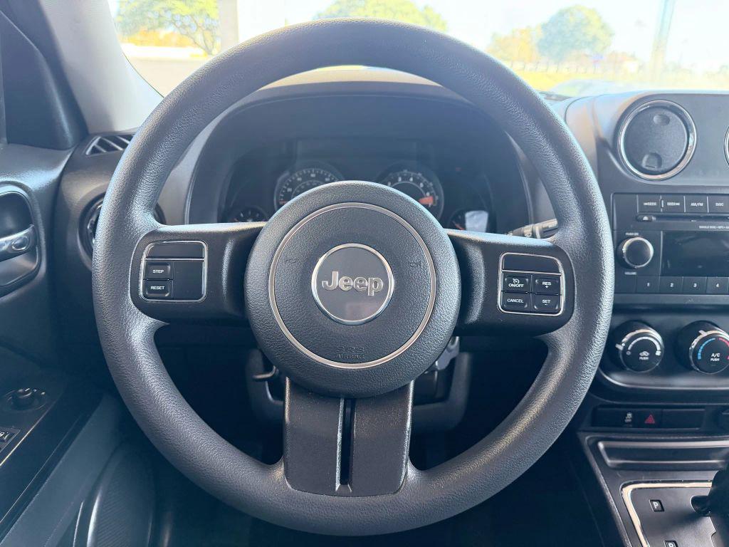 used 2015 Jeep Patriot car, priced at $5,895
