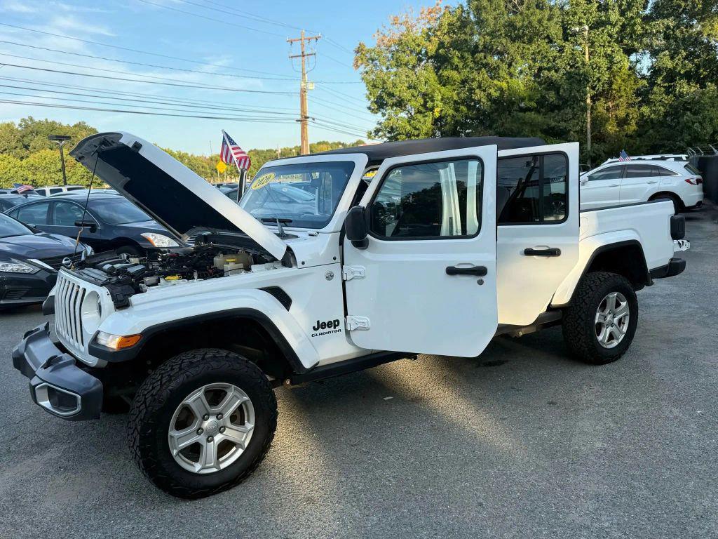 used 2020 Jeep Gladiator car, priced at $20,595