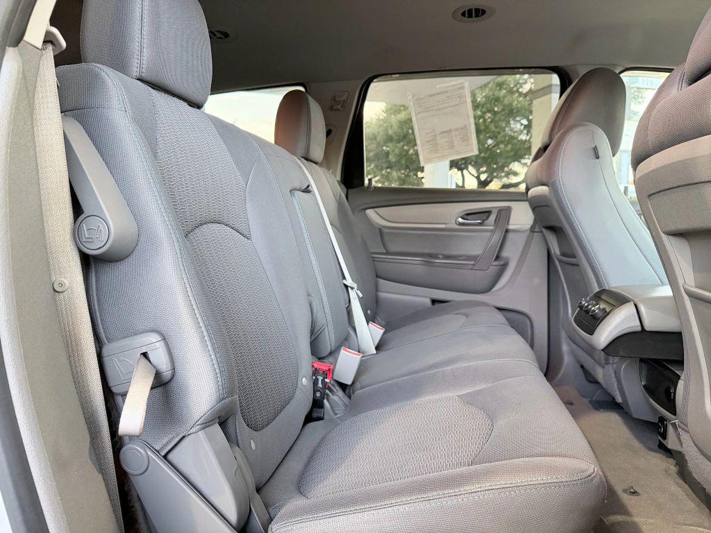 used 2017 Chevrolet Traverse car, priced at $7,895