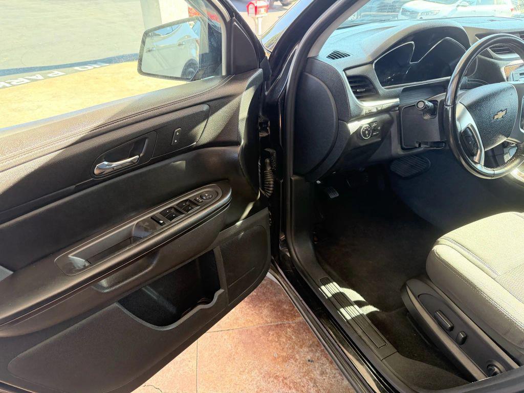used 2017 Chevrolet Traverse car, priced at $8,895