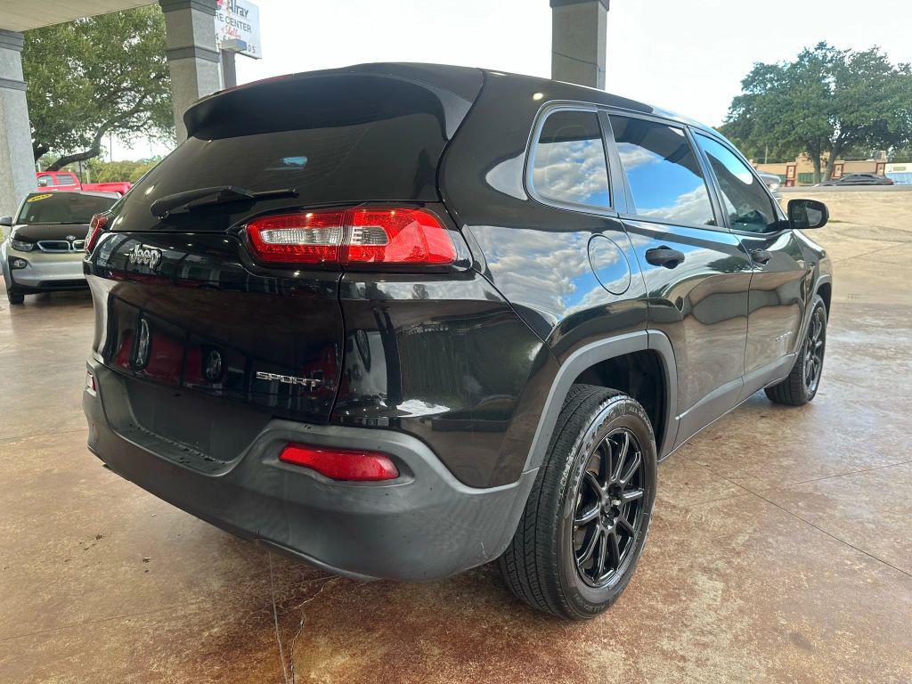 used 2014 Jeep Cherokee car, priced at $5,945