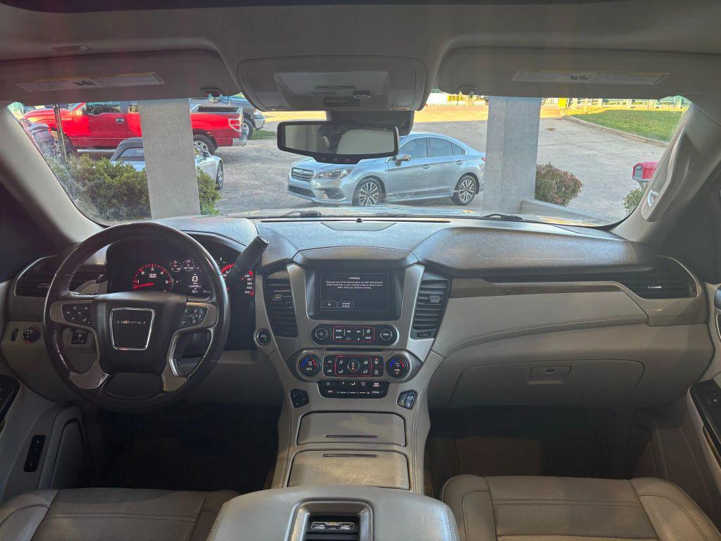 used 2016 GMC Yukon car, priced at $19,175