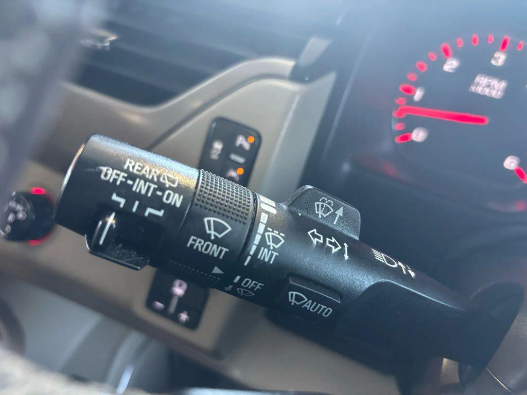 used 2016 GMC Yukon car, priced at $19,175