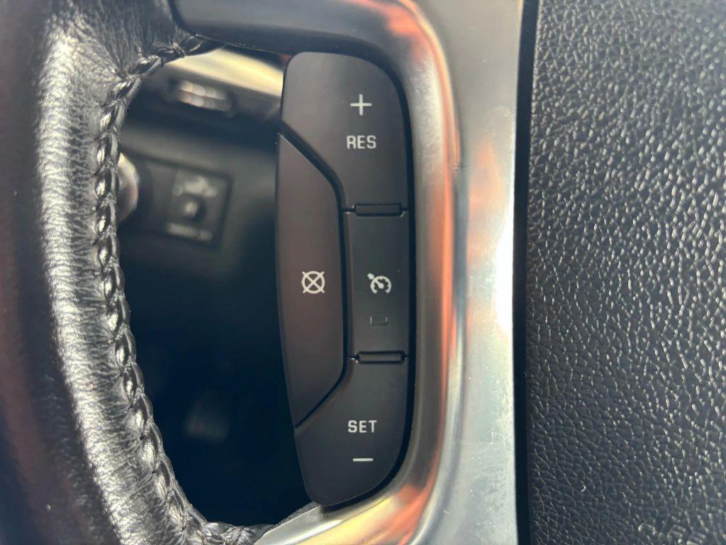 used 2015 Chevrolet Traverse car, priced at $6,895