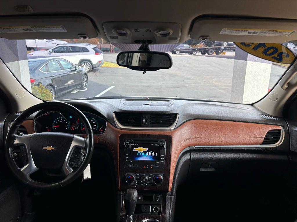used 2015 Chevrolet Traverse car, priced at $6,895
