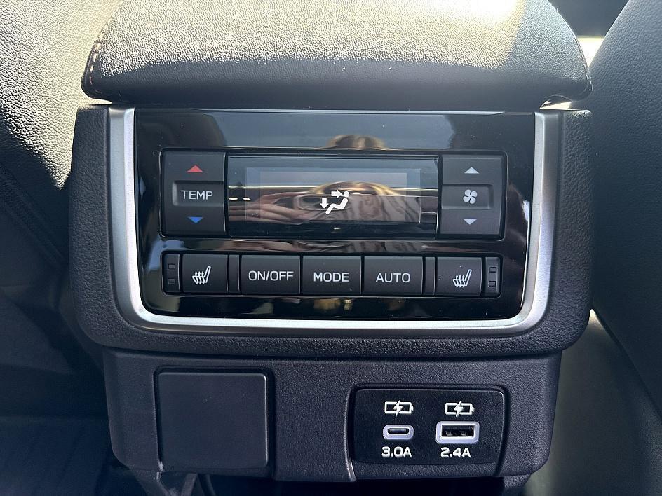 new 2025 Subaru Ascent car, priced at $48,178