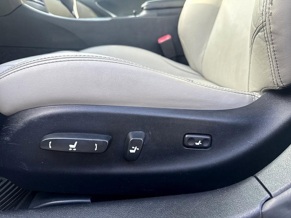 used 2012 Lexus IS 250 car, priced at $11,455