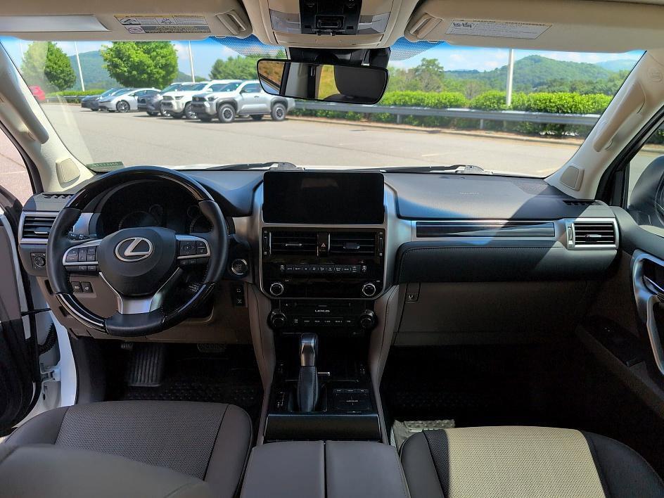 used 2023 Lexus GX 460 car, priced at $59,776