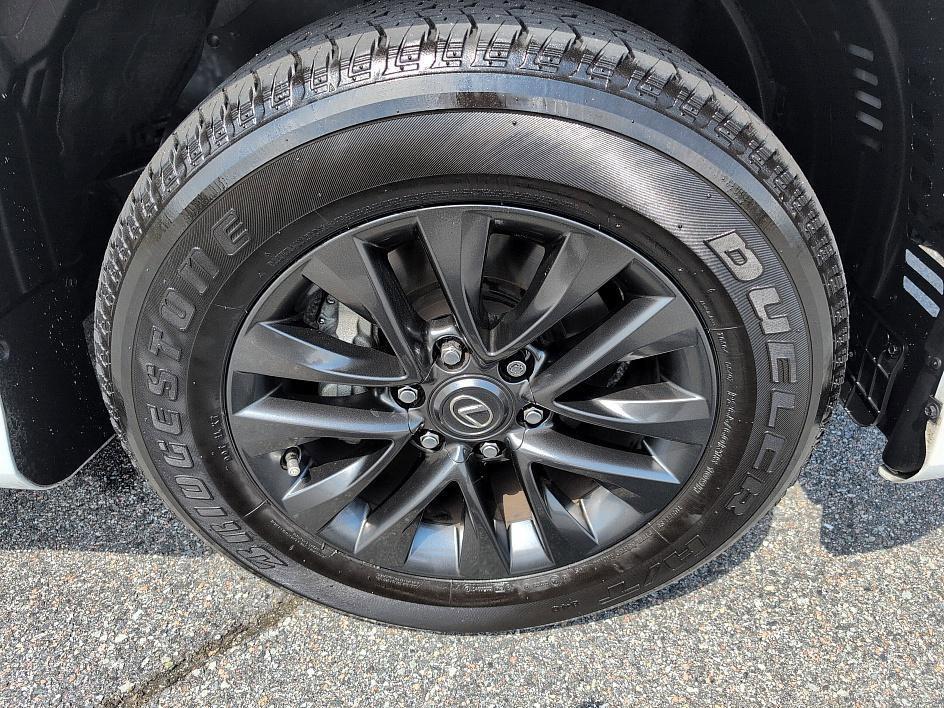used 2023 Lexus GX 460 car, priced at $59,776