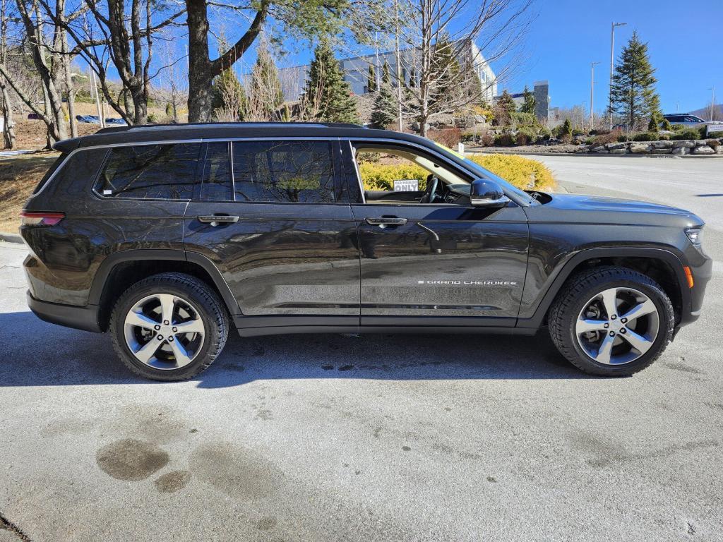 used 2021 Jeep Grand Cherokee L car, priced at $27,841