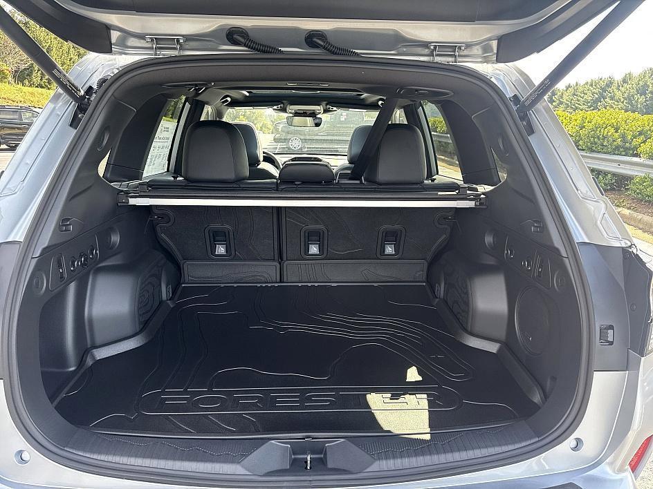 new 2025 Subaru Forester car, priced at $39,016