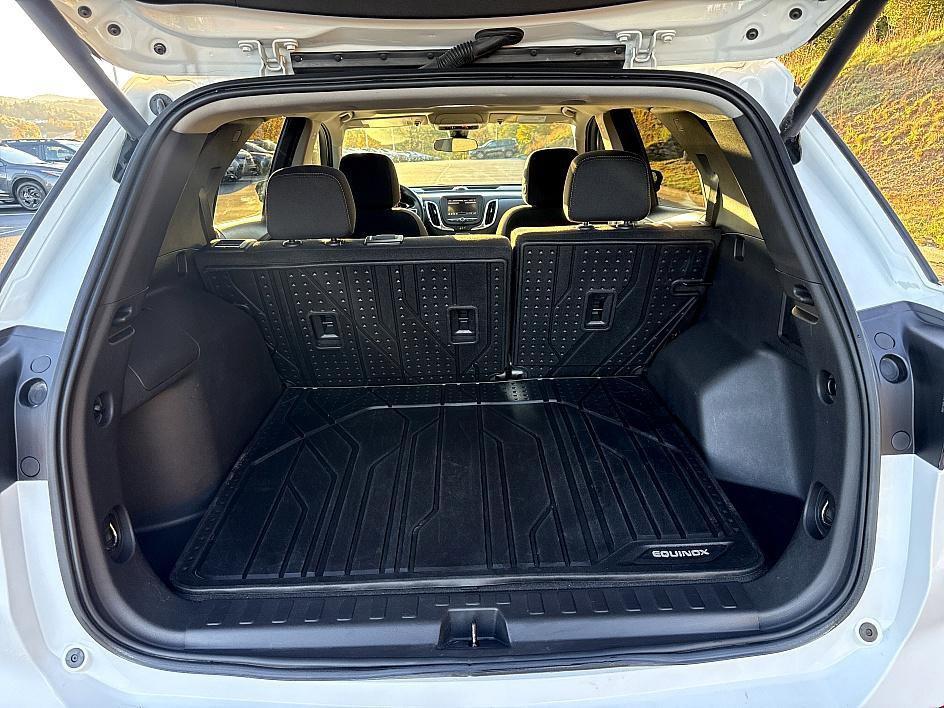 used 2023 Chevrolet Equinox car, priced at $22,343