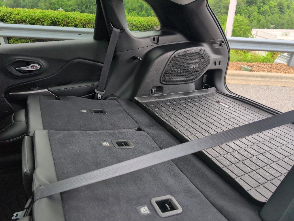 used 2021 Jeep Cherokee car, priced at $20,830