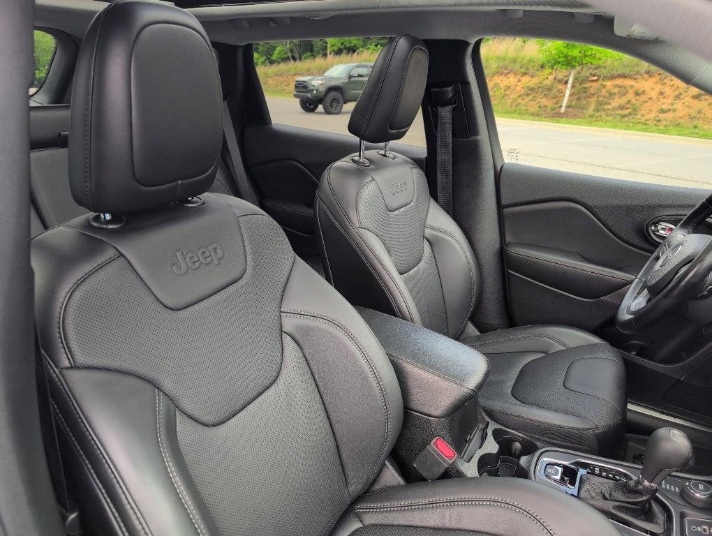 used 2021 Jeep Cherokee car, priced at $20,830