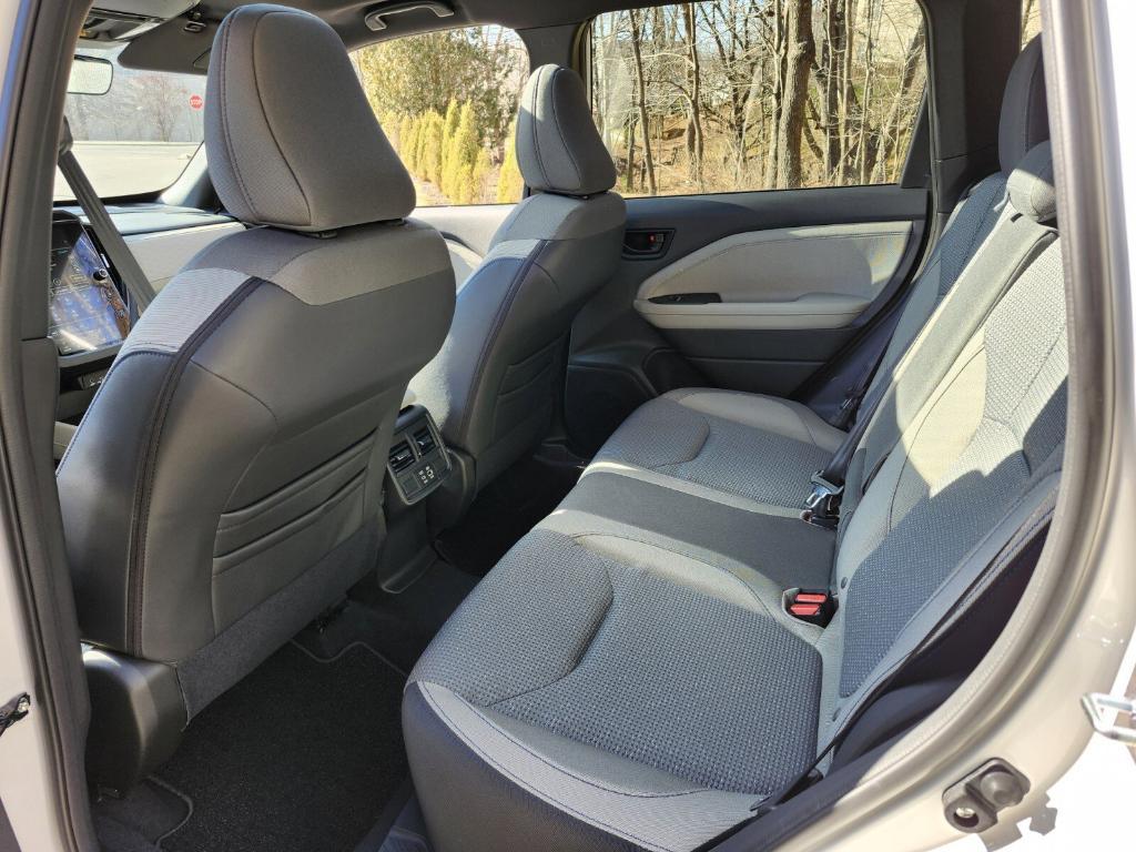 new 2025 Subaru Forester car, priced at $32,197