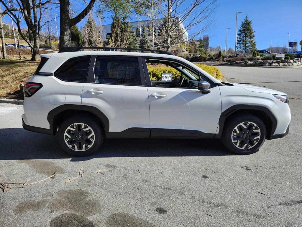 new 2025 Subaru Forester car, priced at $32,197