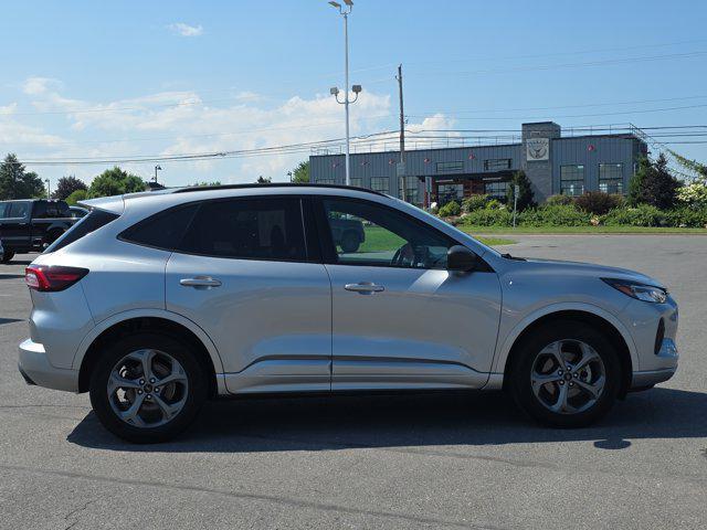 used 2023 Ford Escape car, priced at $20,900