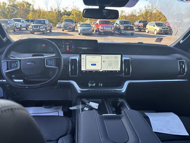 new 2025 Ford Expedition Max car, priced at $85,755