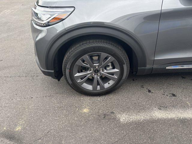 new 2025 Ford Explorer car, priced at $43,681