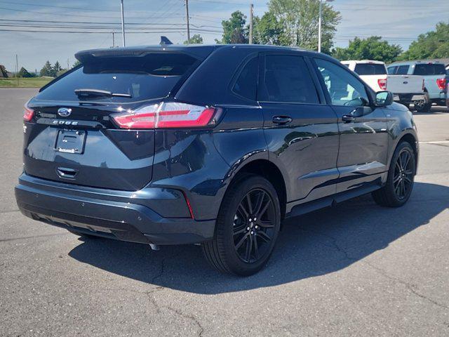 new 2024 Ford Edge car, priced at $39,994